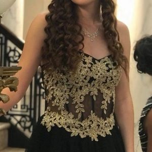 Short David’s Bridal Dress (Asking 300 OBO)